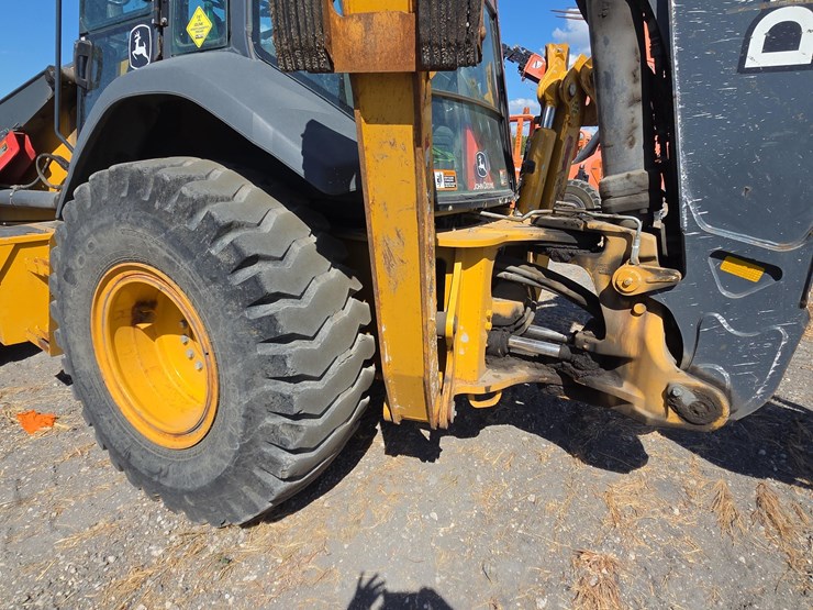 2021-deere-710l-image-6