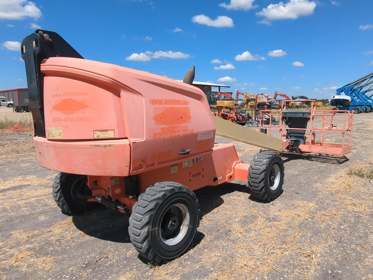 jlg-400s-image-4