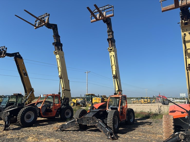 jlg-1055-image-1