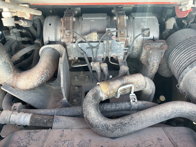 2023-kubota-svl75-2-image-8