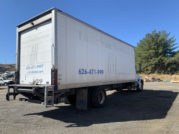 2018-hino-338-image-3