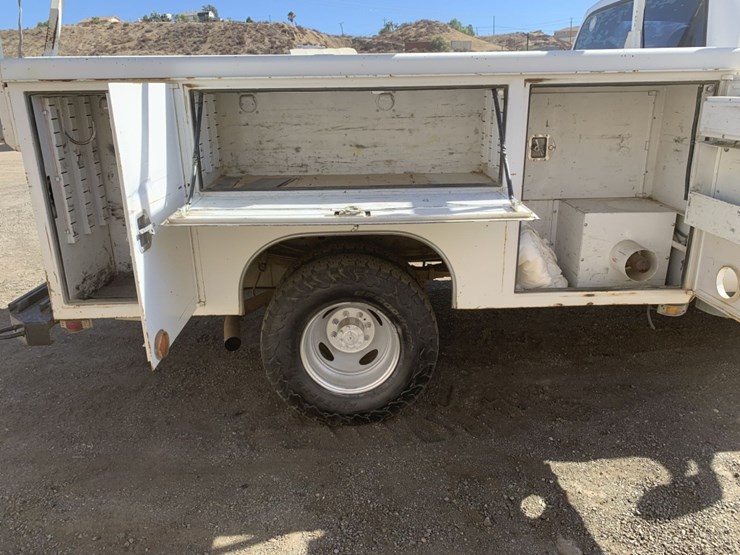 2001-ford-f350-xl-image-13