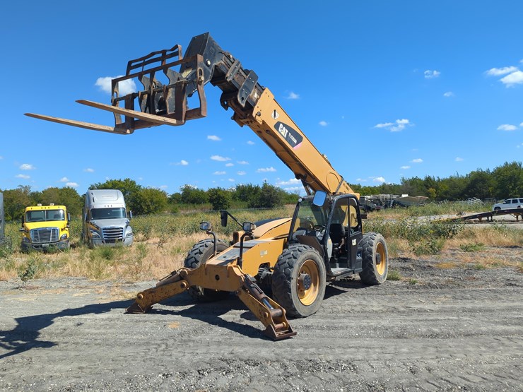 2019-caterpillar-tl1255d-image-2