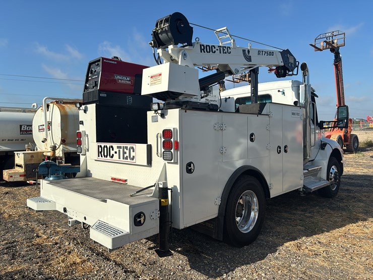 2026-kenworth-t280-image-3