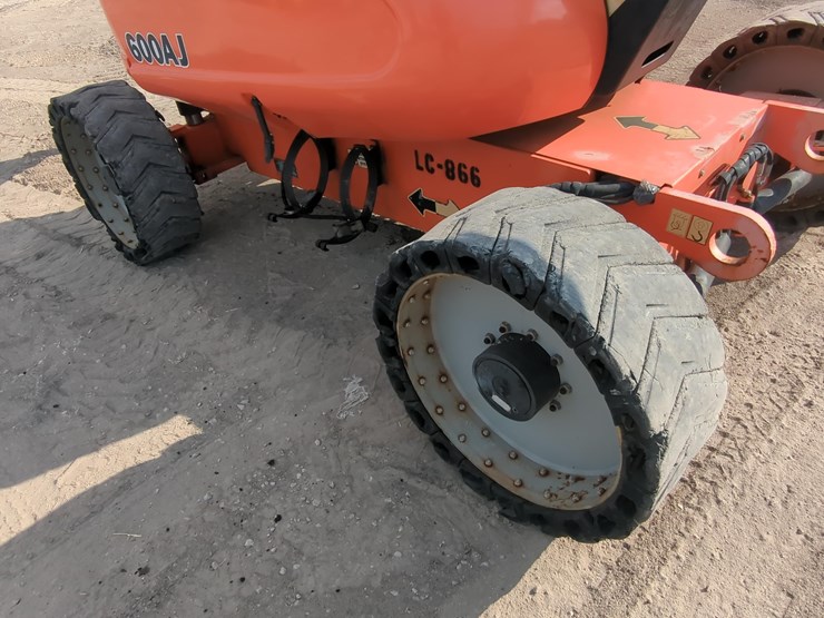 jlg-600aj-image-10