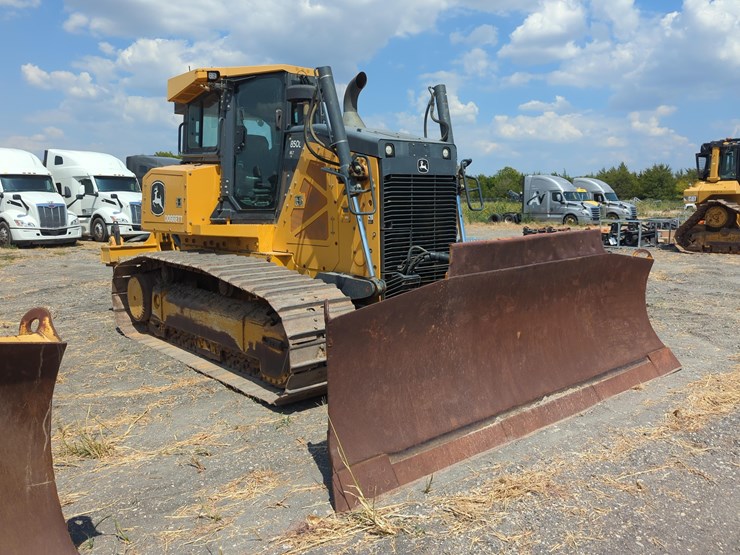 2021-deere-850-wt-image-3