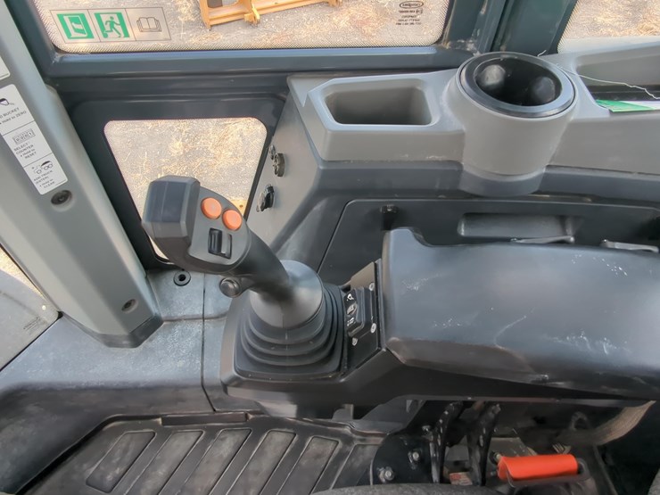 2024-deere-644p-image-14