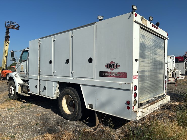 2007-sterling-l7500-image-5