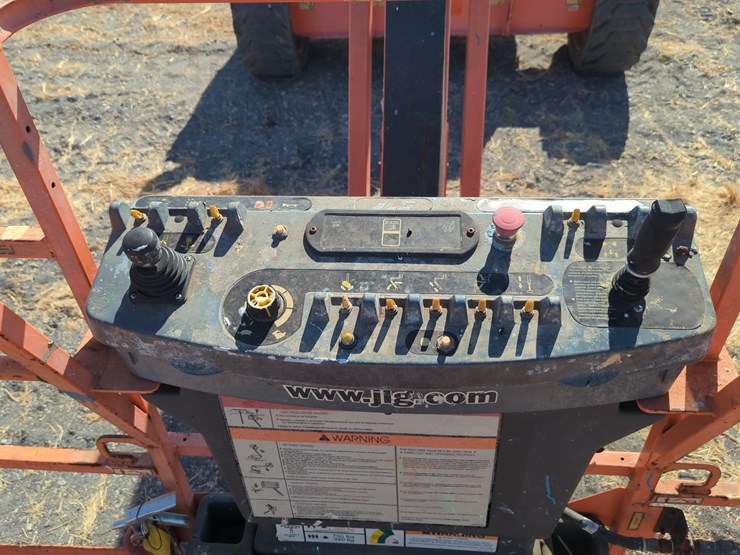 jlg-600aj-image-10