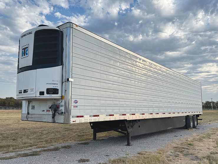 2026-utility-3000r-image-1