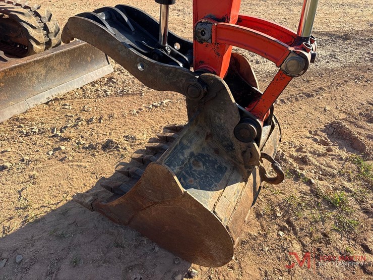 2019-kubota-kx057-4-image-17