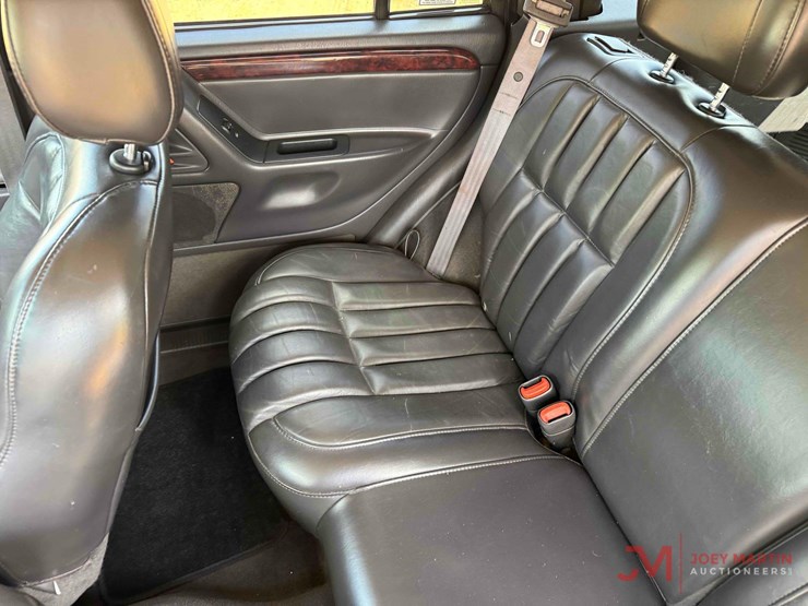2000-jeep-grand-cherokee-limited-image-21