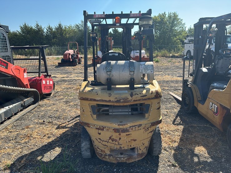 2022-caterpillar-gp25n5-image-4