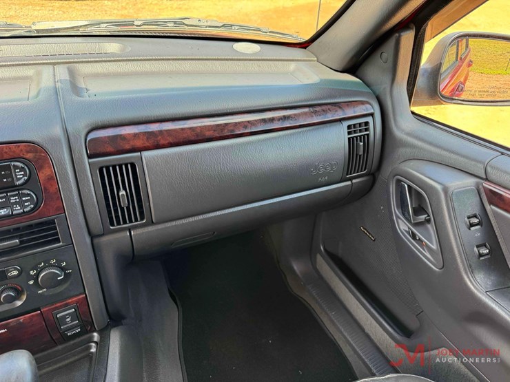 2000-jeep-grand-cherokee-limited-image-27