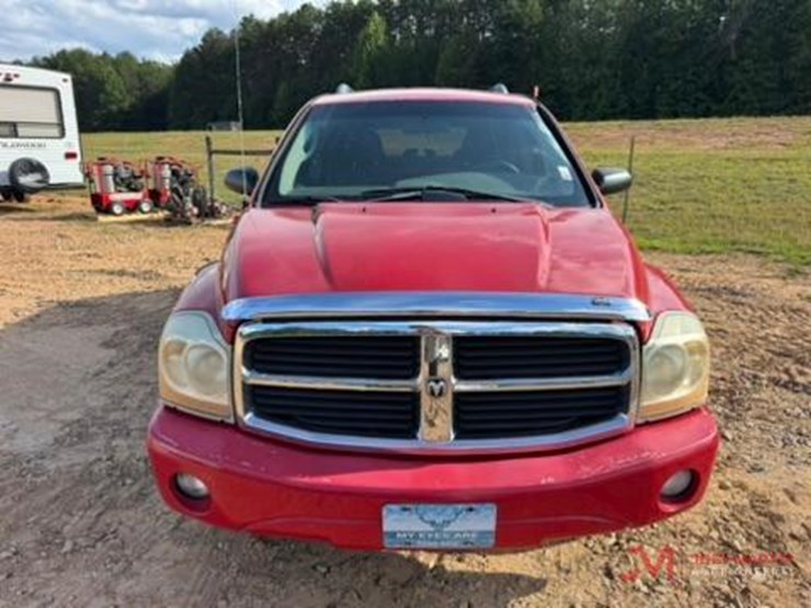2004-dodge-durango-image-7