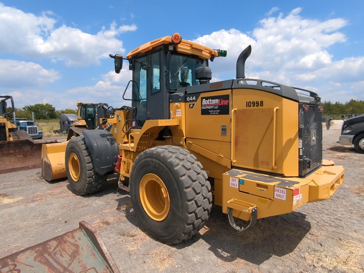 2024-deere-644p-image-5