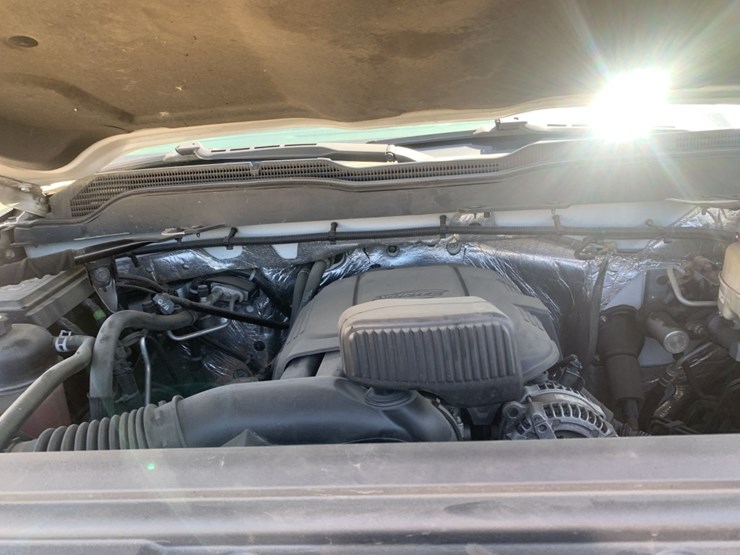 2015-chevrolet-silverado-2500-image-6