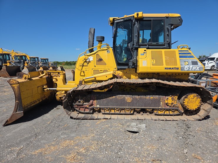 2017-komatsu-d61p-image-1