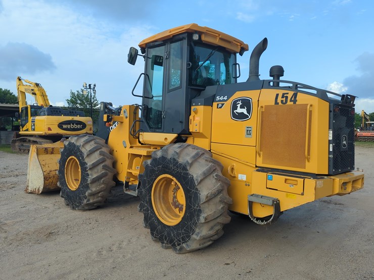 2022-deere-544p-image-5
