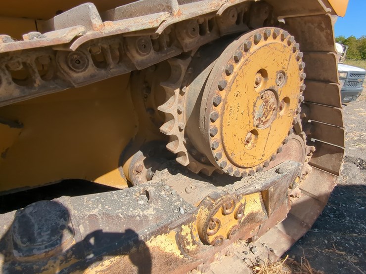 caterpillar-d6t-xl-image-7