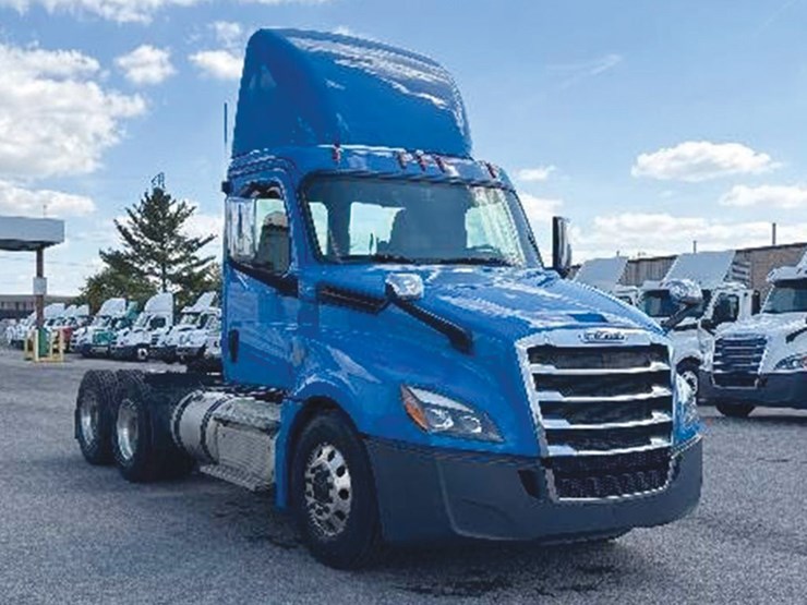 2019-freightliner-cascadia-116-image-1
