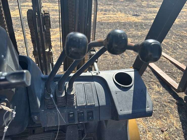 2022-caterpillar-gp25n5-image-9