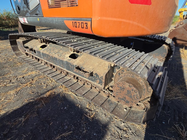 2020-hitachi-zx225usr-lc-6-image-20