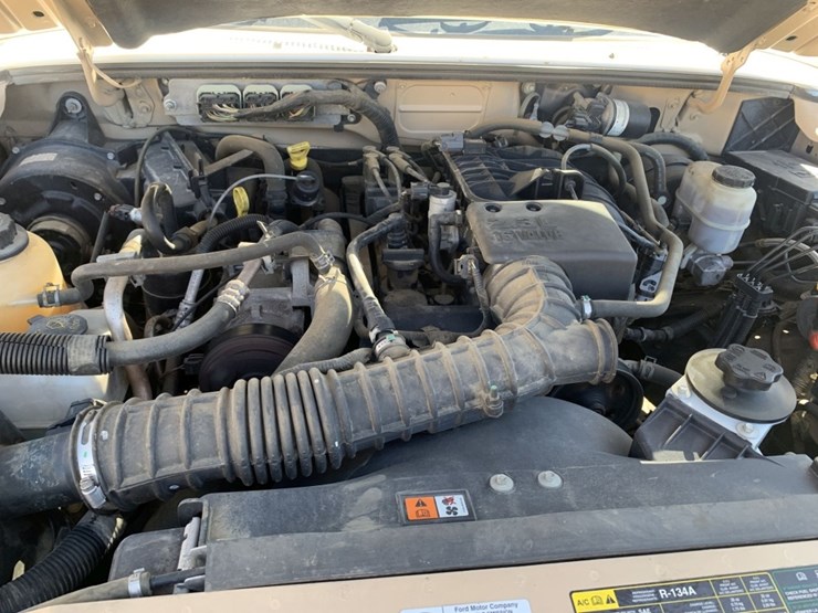 2011-ford-ranger-xlt-image-8