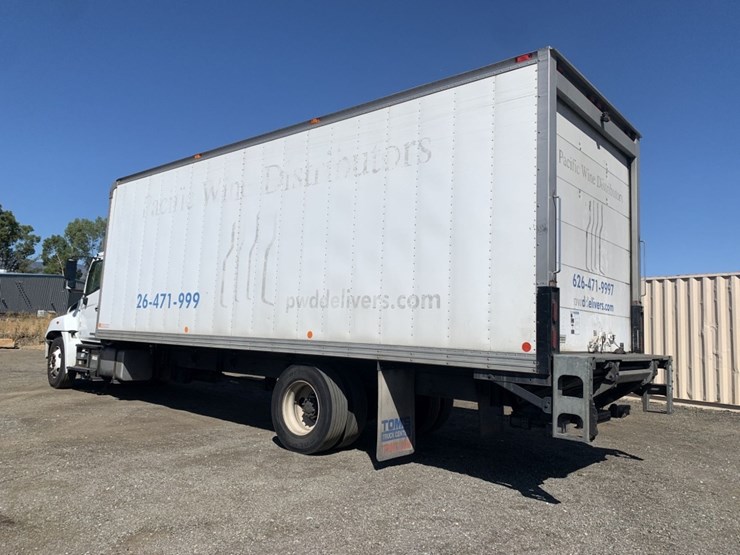 2018-hino-338-image-4