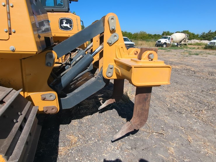 2025-deere-700l-lgp-image-6