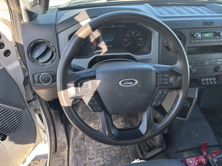 2024-ford-f750-image-18