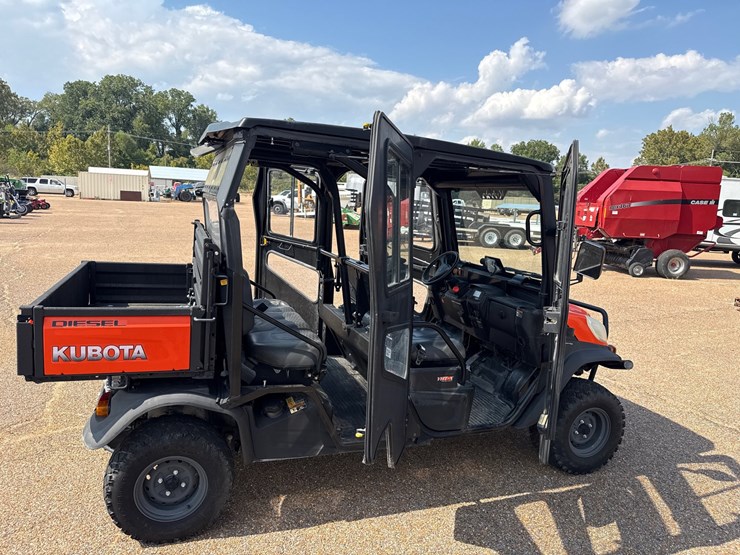 2017-kubota-rtvx1140-image-25