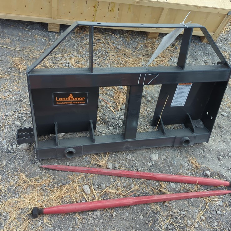 NEW LANDHONOR BS-12-2500G BALE SPEAR SKID STEER ATTACHMENT