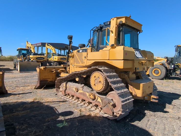 caterpillar-d6t-xl-image-5