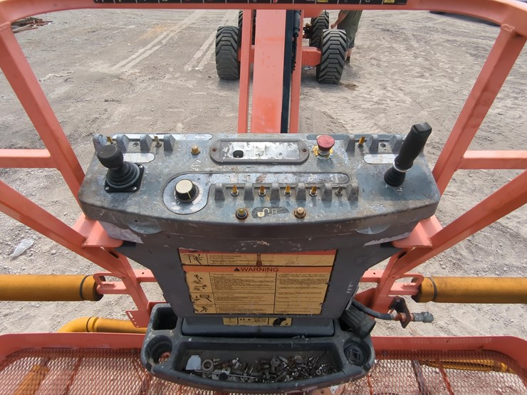 jlg-800aj-image-8