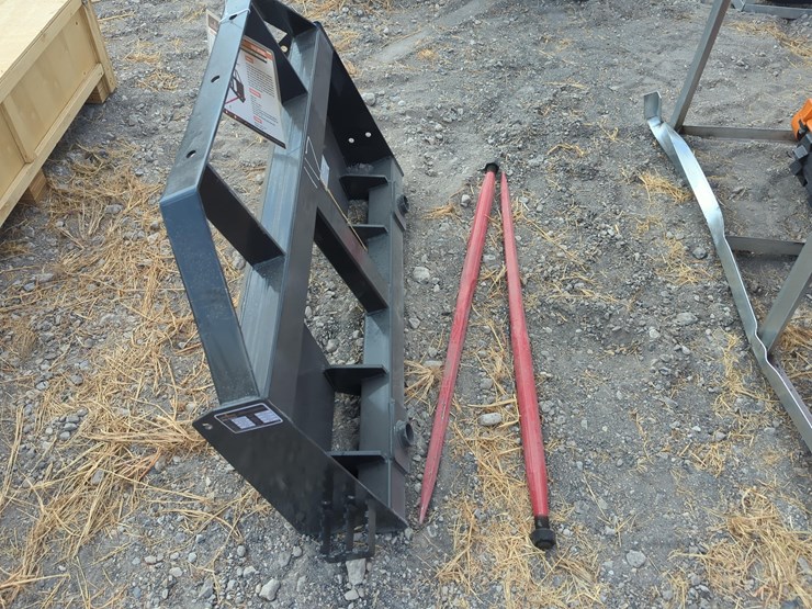 new-landhonor-bs-12-2500g-bale-spear-skid-steer-attachment-image-2