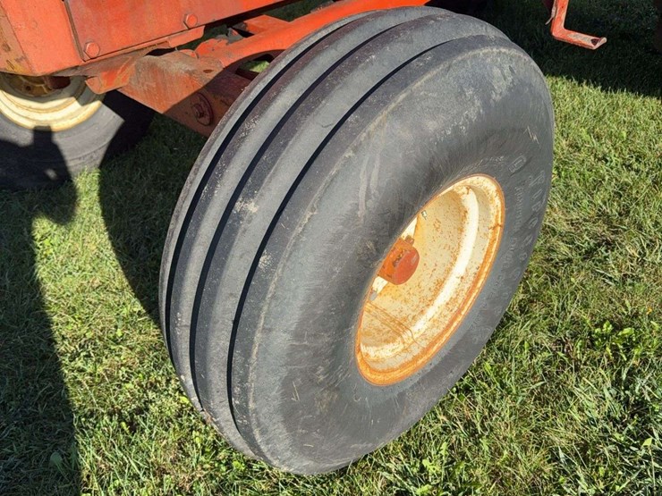 allis-chalmers-d21-image-12