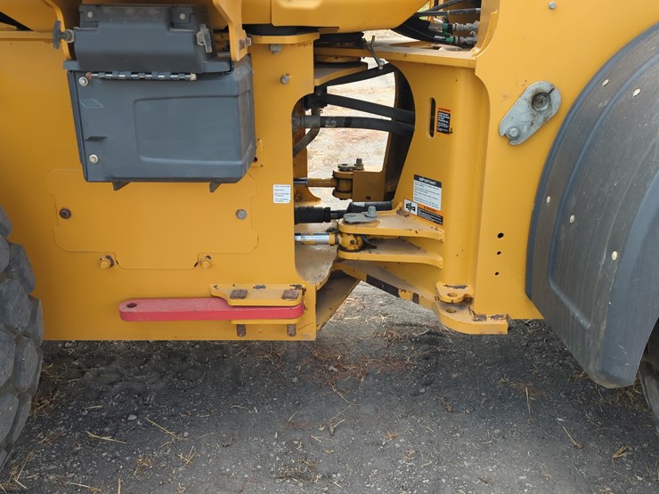 2024-deere-644p-image-10