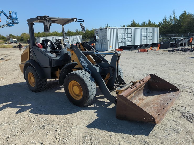 deere-204k-image-3