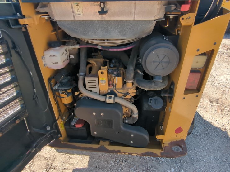 2021-caterpillar-259d-image-11