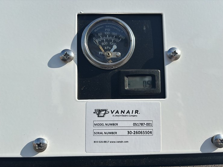 2026-peterbilt-536-image-13