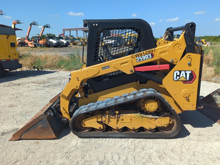 2021-caterpillar-259d-image-1
