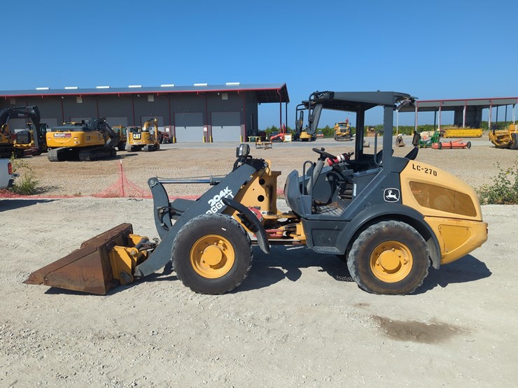 deere-204k-image-1