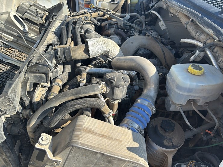 2024-ford-f750-image-14