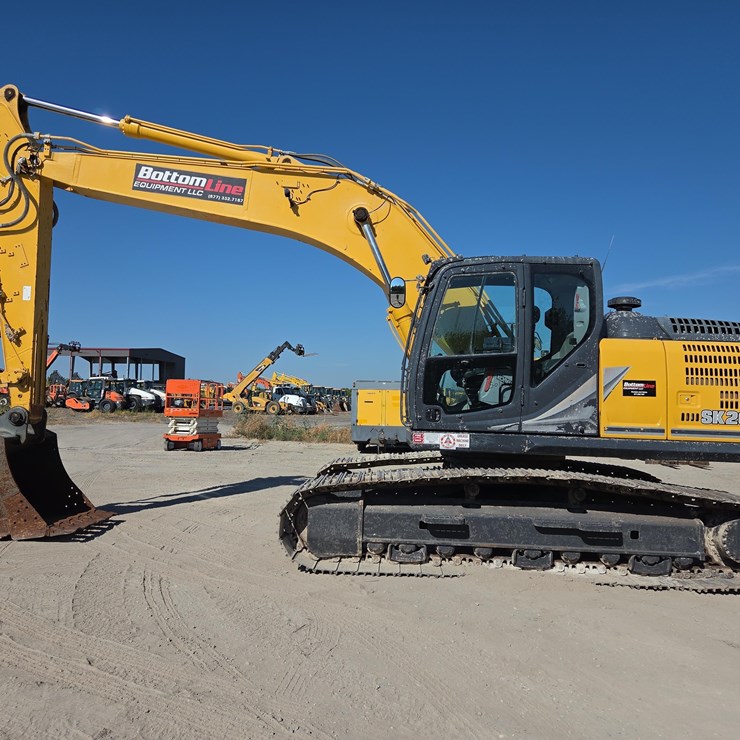 2024 KOBELCO SK260 LC-11