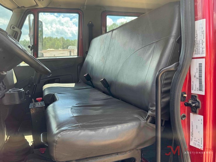 international-durastar-4300-image-19