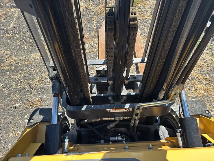 2023-caterpillar-gp30n-image-13