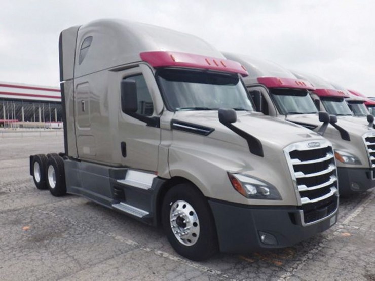 2022-freightliner-cascadia-126-image-1