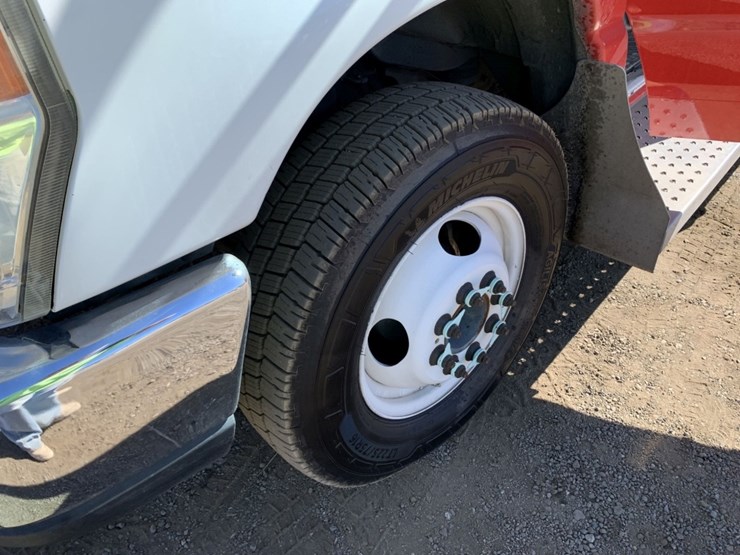 2016-ford-e450-image-12