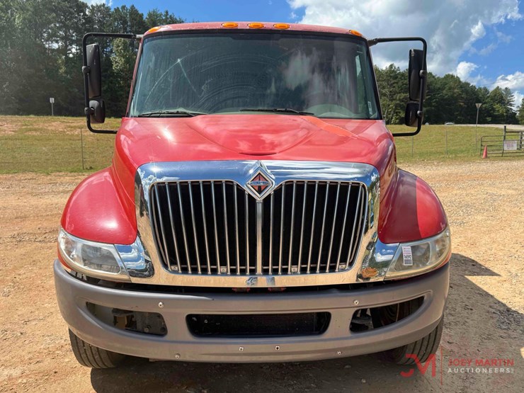 international-durastar-4300-image-9